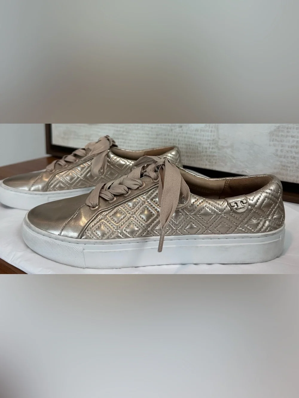 Tory Burch Metallic Gold Quilted Leather Lace Up Sneakers Women’s Size 8M